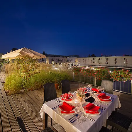 Ea Tereziansky Dvur Hotel Hradec Králové