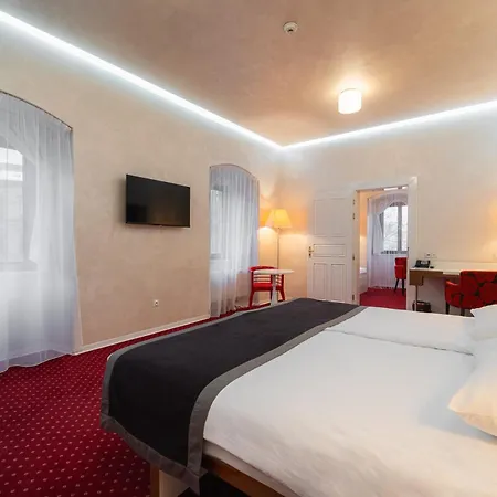 Ea Tereziansky Dvur 4*