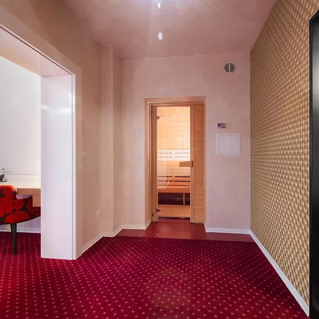 Ea Tereziansky Dvur 4* Hradec Králové