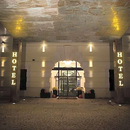 Ea Tereziansky Dvur Hotel 4*