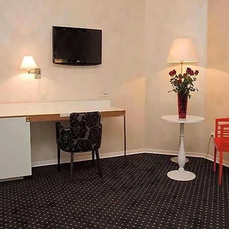 Ea Tereziansky Dvur 4*