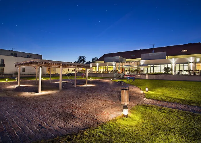 Ea Tereziánský Dvůr Hotel Hradec Králové