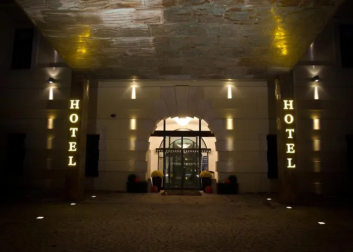 Ea Tereziánský Dvůr Hotel Hradec Králové